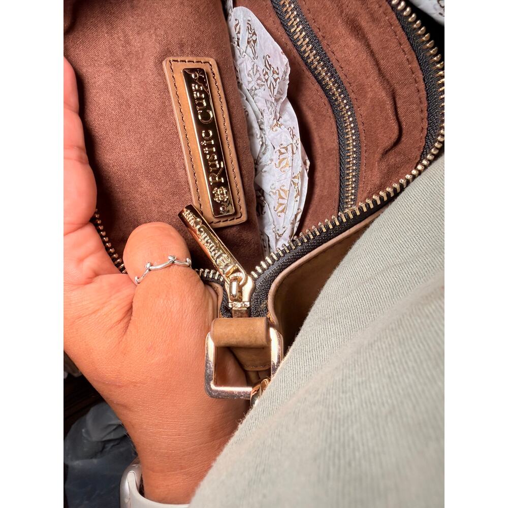 Rustic Cuff Cheyenne Suede Shoulder Bag Tan Camel Leather Gold Tone Purse2 - Picture 7 of 12